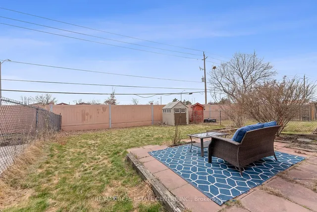 Additional image 46 of 82 Simmons Blvd