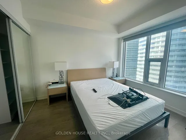 Additional image 16 of 10 York St Unit 1602