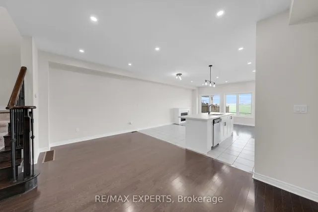 Additional image 11 of 108 Little Britain Cres