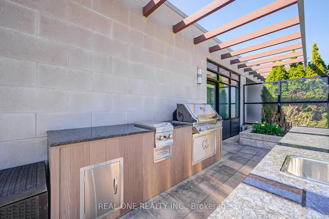 Additional image 39 of 21 Clairtrell Rd Unit Ph701