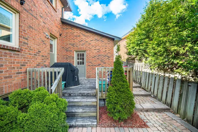 Additional image 42 of 42 Fernbrook Cres