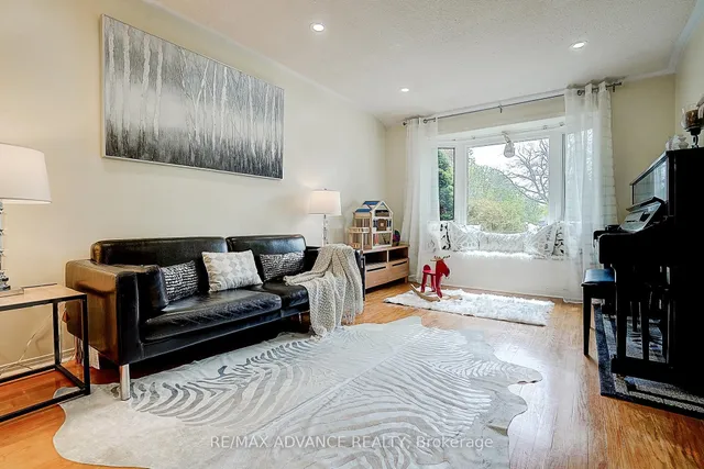 Additional image 5 of 86 Placentia Blvd