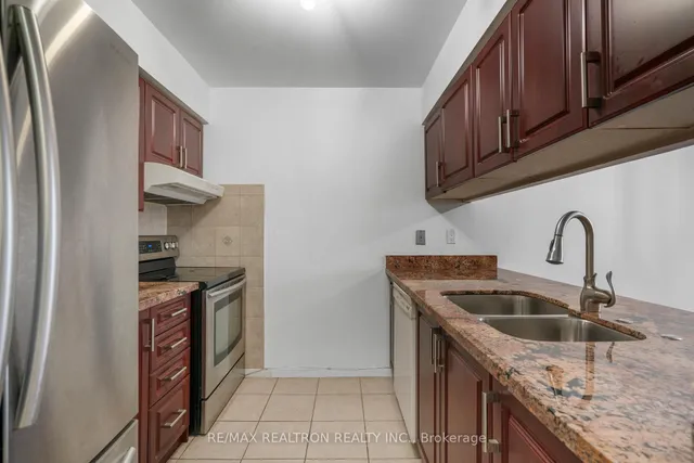 Additional image 11 of 12 Laurelcrest St Unit 509