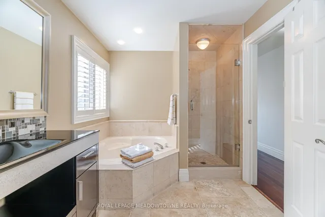 Additional image 29 of 915 Gaslight Way