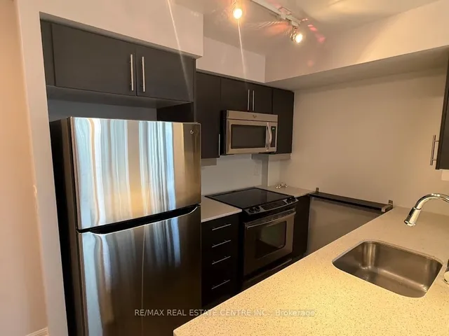 Additional image 10 of 35 Bastion St Unit 709