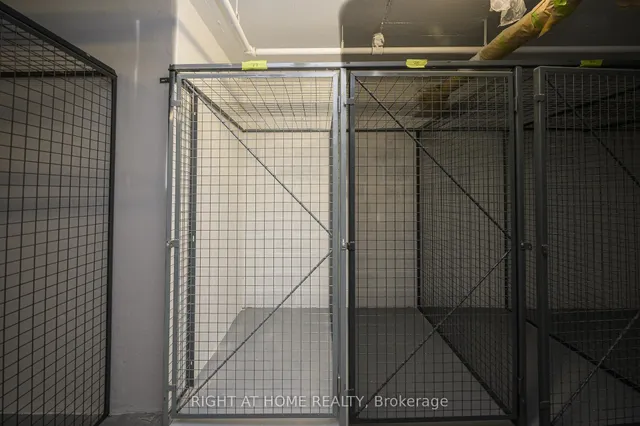 Additional image 32 of 509 Dundas St Unit 605