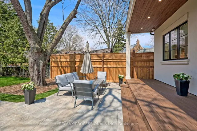 Additional image 12 of 466 Prince Edward Dr