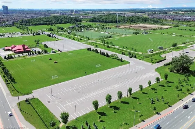 Additional image 47 of 125 Vanhorne Close