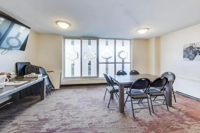 Additional image 28 of 44 Longbourne Dr Unit 1008