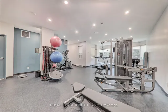 Additional image 33 of 121 Ling Rd Unit 1509