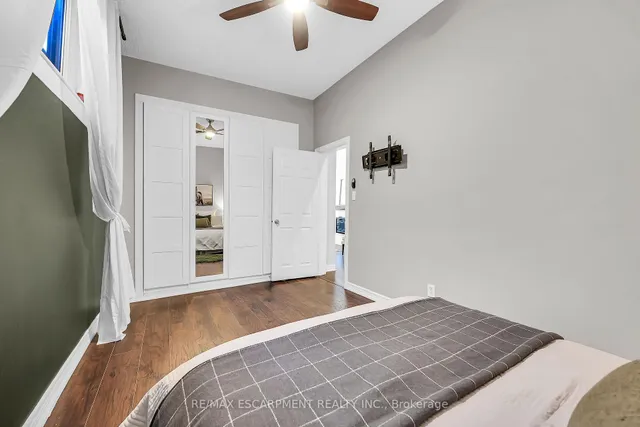 Additional image 11 of 161 RAY St