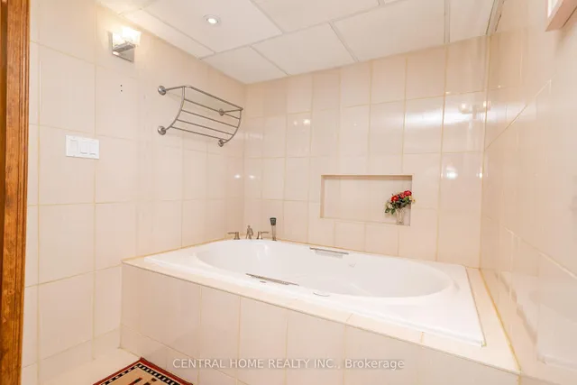 Additional image 18 of 20 Bridgenorth Cres