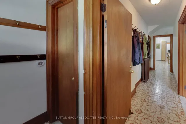 Additional image 24 of 47 Robina Ave