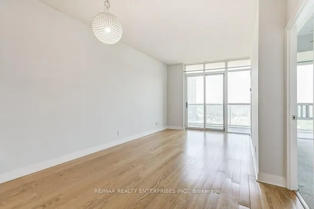 Additional image 18 of 80 Absolute Ave Unit 911