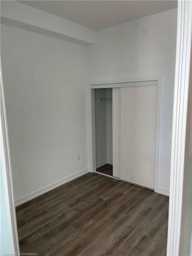 Additional image 16 of 450 Dundas St Unit 520