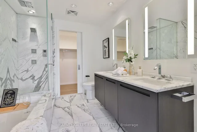 Additional image 39 of 180 University Ave Unit 3808