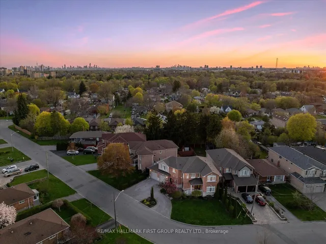 Additional image 40 of 60 Brenda Cres