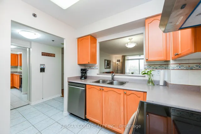 Additional image 12 of 100 Burloak Dr Unit 2411