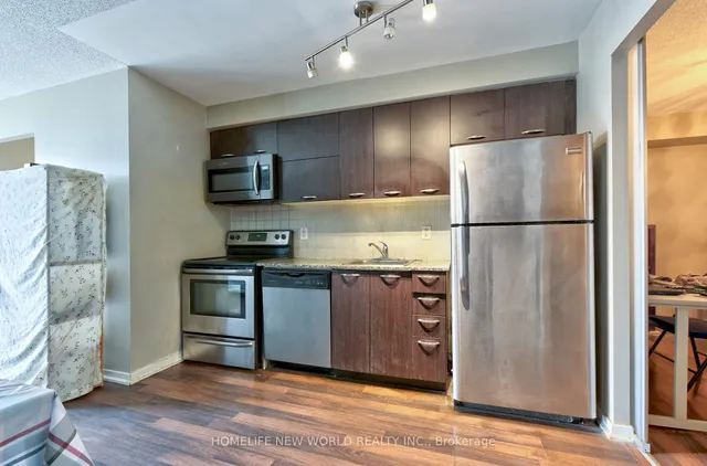 Additional image 5 of 38 Joe Shuster Way Unit 421