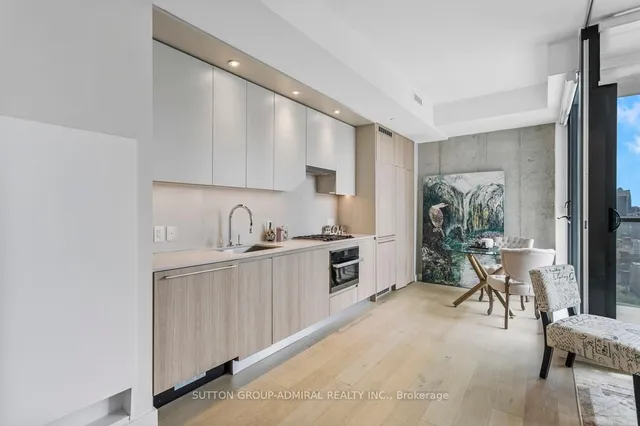 Additional image 22 of 81 Wellesley St Unit 2104