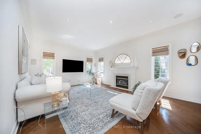 Additional image 22 of 41 Avalanche Cres