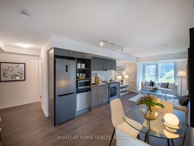 Additional image 8 of 219 Dundas St Unit 707