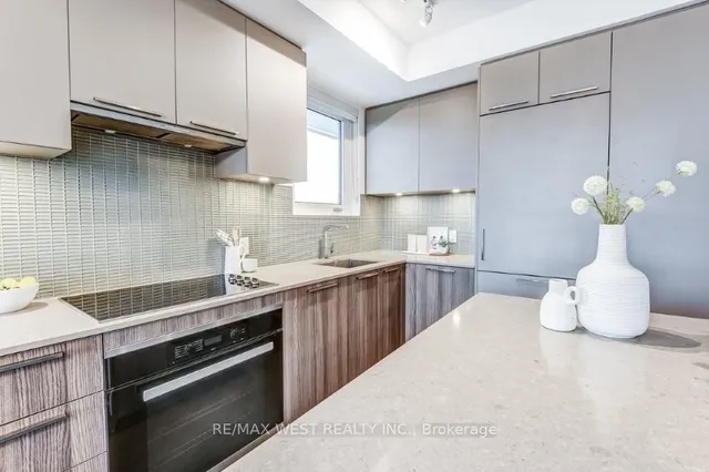 Additional image 10 of 20 Brin Dr Unit 807