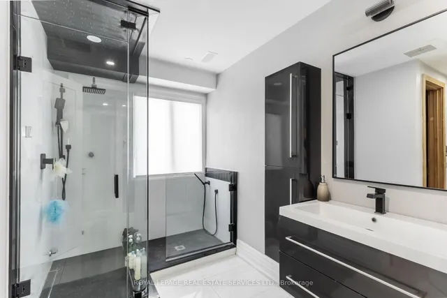 Additional image 38 of 12 Julian Dr