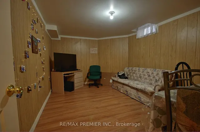 Additional image 15 of 40 Kentucky Dr