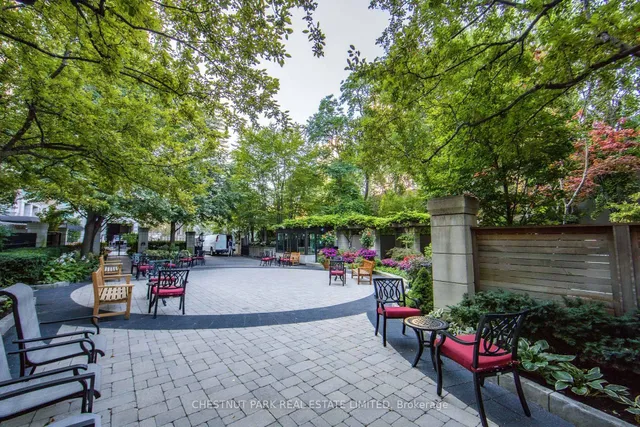 Additional image 20 of 38 Avenue Rd Unit 400