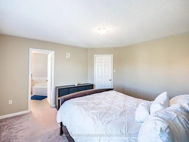 Additional image 25 of 256 Sherwood Rd