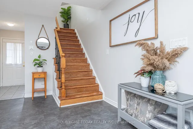 Additional image 14 of 828 Gazley Circ