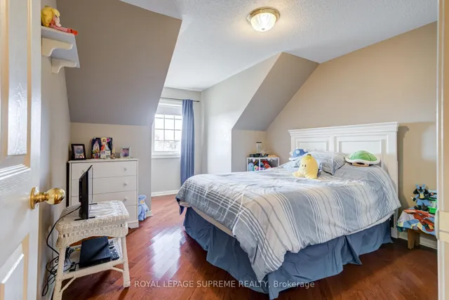 Additional image 32 of 433 Trudeau Dr