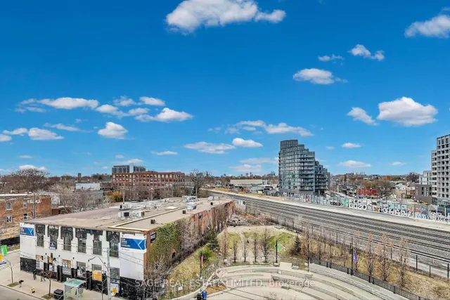 Additional image 18 of 1205 Queen St Unit 604