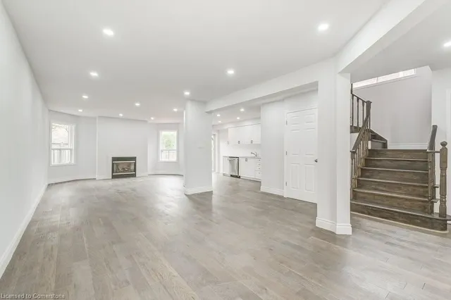 Additional image 15 of 36 Mapleshade Dr