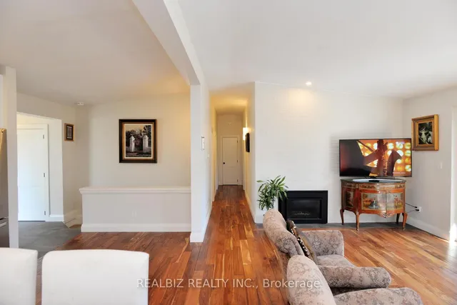 Additional image 14 of 7 Swallow Crt