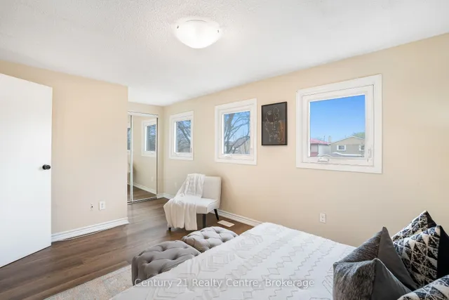 Additional image 24 of 45 Autumn Glen Circ