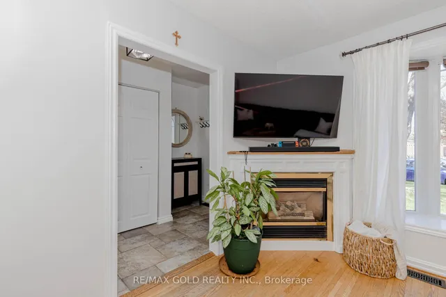 Additional image 12 of 37 Brookdale Cres