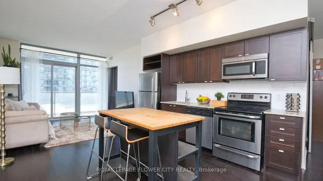 Additional image 26 of 105 The Queensway Ave Unit 415