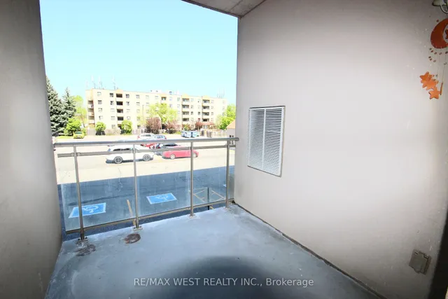 Additional image 19 of 7405 Goreway Dr Unit 202