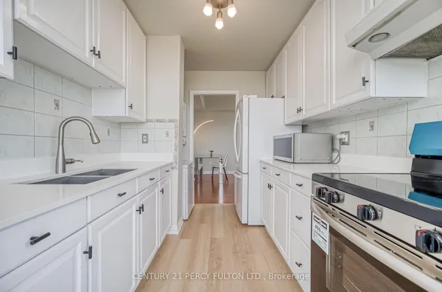 Additional image 22 of 3077 Weston Rd Unit 2009