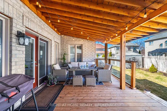 Additional image 43 of 105 Royal West Dr