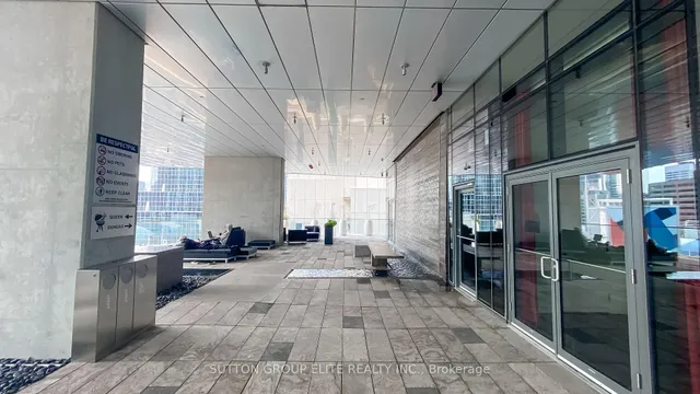 Additional image 37 of 197 YONGE St Unit 4902