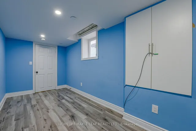 Additional image 44 of 15 Orangeblossom Tr