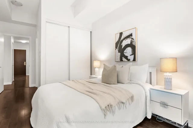 Additional image 11 of 460 Adelaide St Unit 102