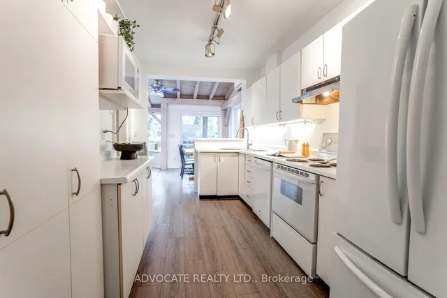 Additional image 18 of 49 Melrose Ave