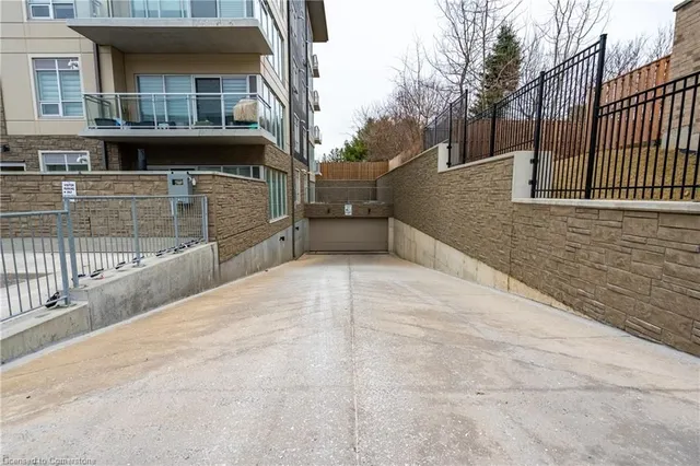 Additional image 38 of 16 Markle Cres Unit 403