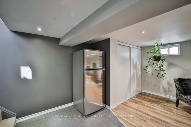 Additional image 18 of 79 Binswood Ave