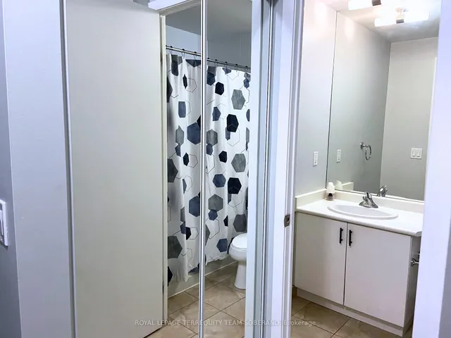 Additional image 9 of 209 Fort York Blvd Unit 770