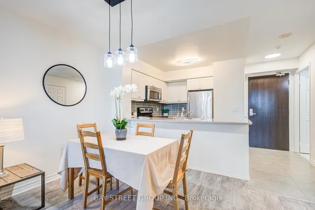 Additional image 26 of 25 Lower Simcoe St Unit 627